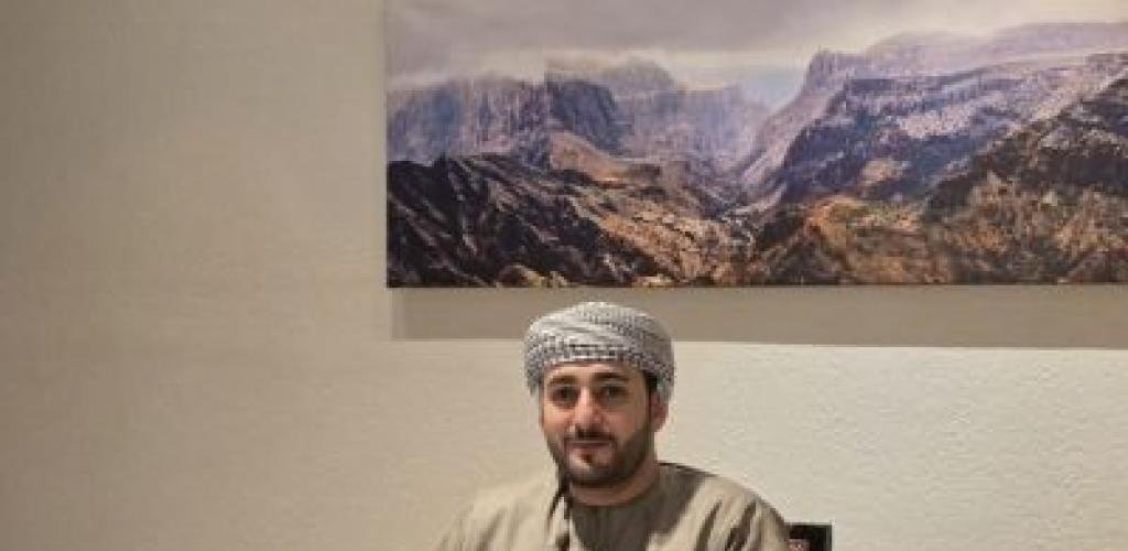 أخبار سلطنة عمان | سُموُّ السّيد نائبُ رئيس الوزراء للشّؤون الاقتصاديّة يترأّس جلسة اللّجنة الماليّة والاقتصاديّة بالجبل الأخضر | عيون الجزيرة الاخبارية عمان