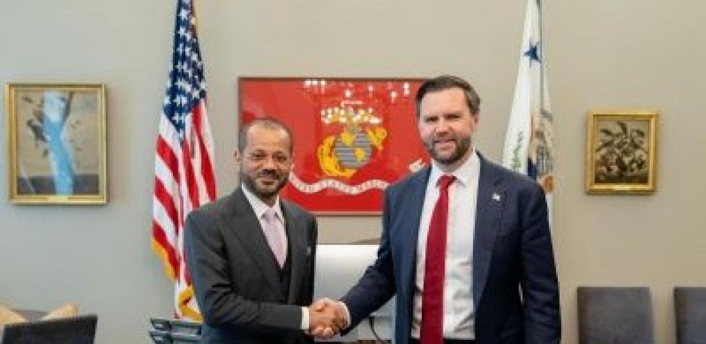 أخبار سلطنة عمان | وزير الخارجية يلتقي بنائب الرئيس الأمريكي في واشنطن | عيون الجزيرة الاخبارية عمان