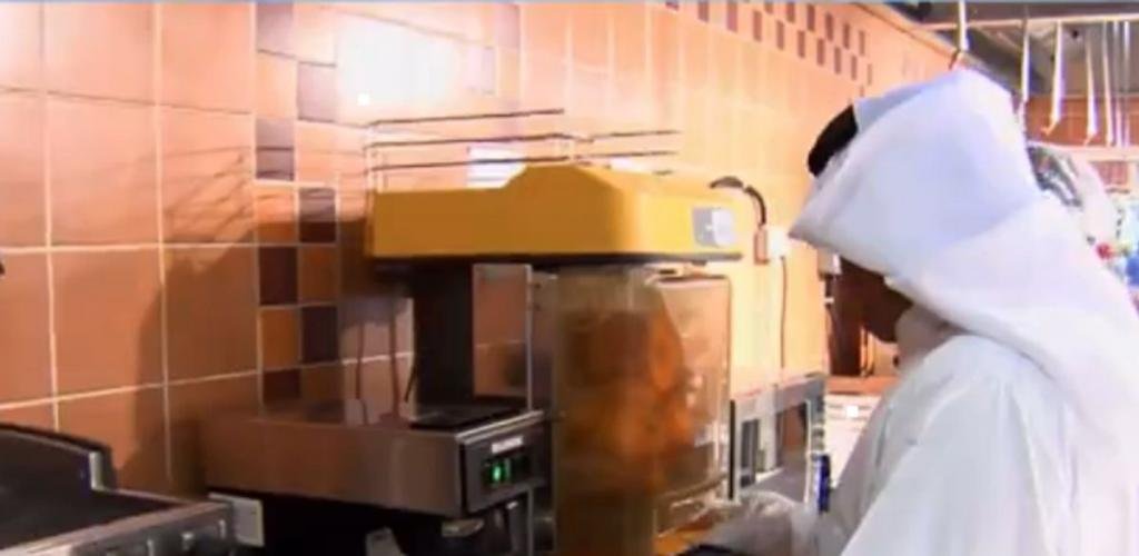 أخبار قطر | إغلاق 9 منشآت غذائية مخالفة في فبراير.. وأقصى عقوبة لمطعمين | عيون الجزيرة قطر