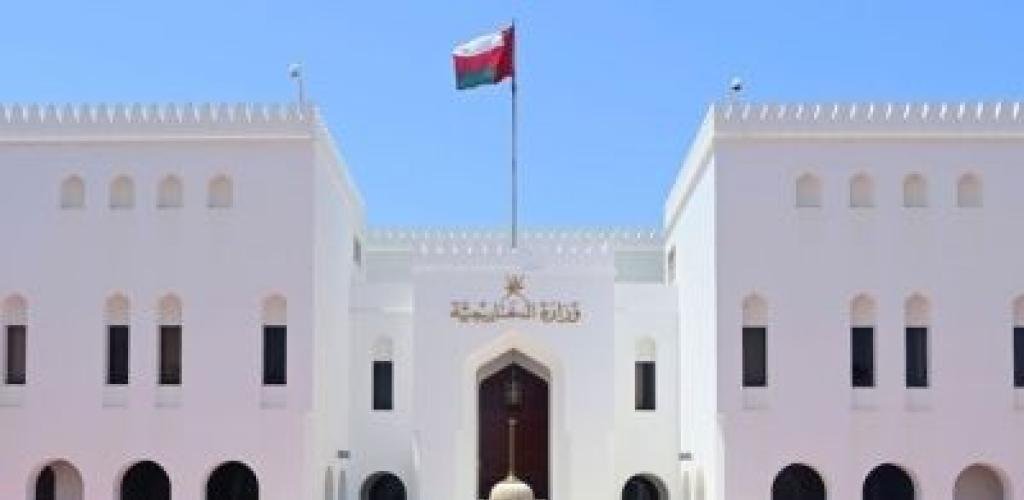 أخبار سلطنة عمان | وزارة الخارجية: وصول دفعة من المواطنين العُمانيين ضمن خطة العودة المعتمدة | عيون الجزيرة الاخبارية عمان