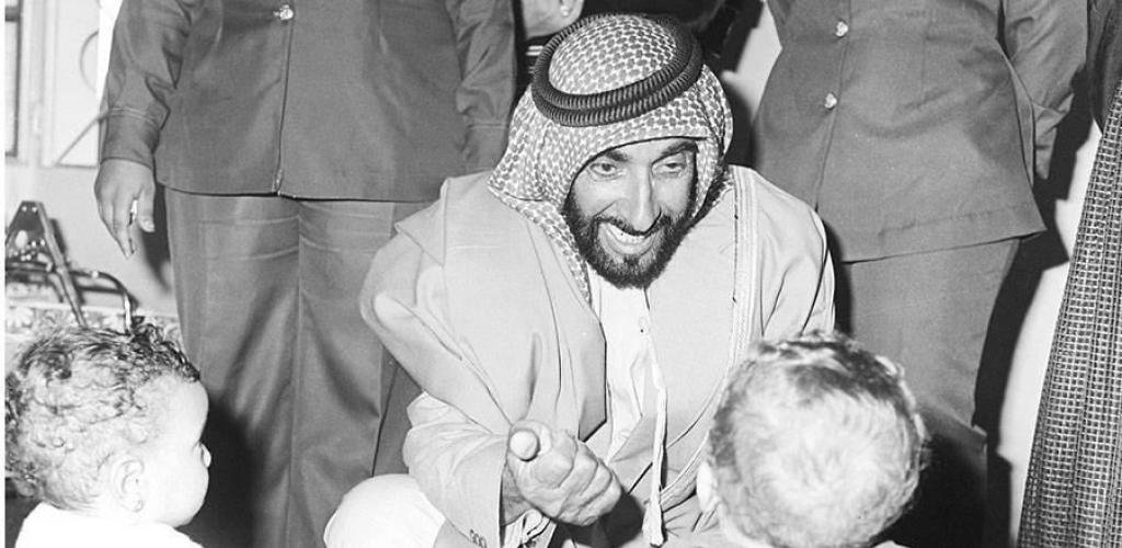 الامارات الان | زايد.. قائد عظيم زرع بين أهله ووطنه قيم العطاء والخير | عيون الجزيرة الامارات