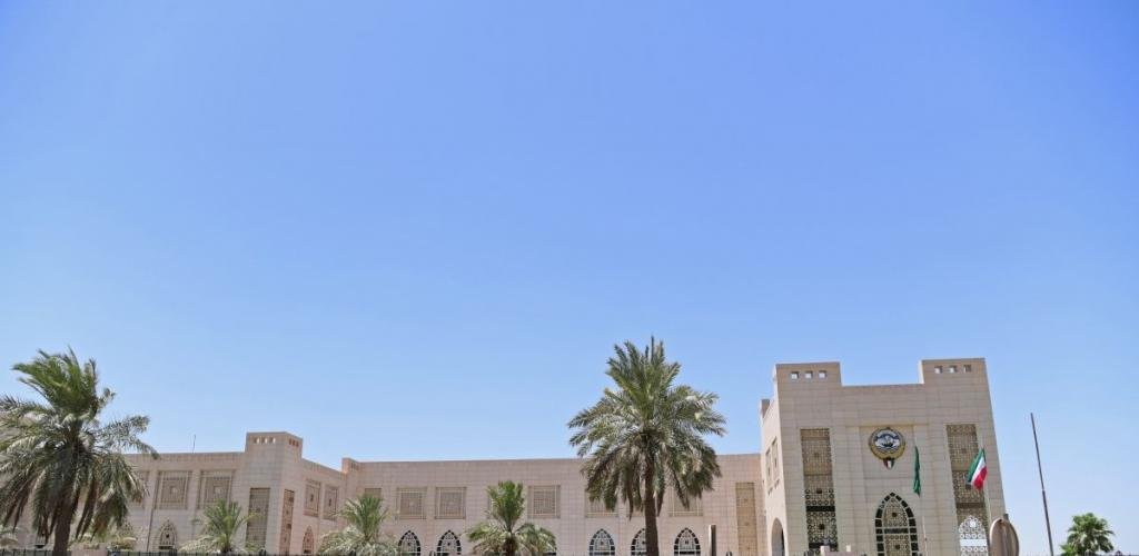 أخبار الكويت | الكويت تعرب عن تضامنها مع قطر وتركيا إثر حادث سقوط طائرة مروحية | عيون الجزيرة الكويت