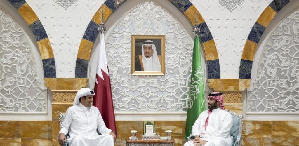 أخبار قطر | سمو الأمير وولي العهد السعودي يبحثان مستجدات الأوضاع الإقليمية والدولية | عيون الجزيرة قطر
