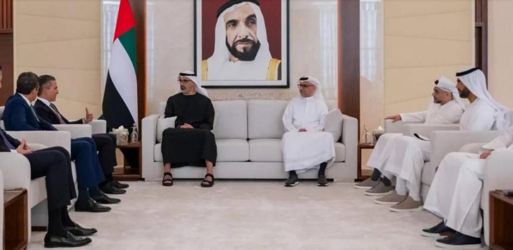 الامارات الان | خالد بن محمد بن زايد يبحث الفرص الاستثمارية مع رئيس «نوبنك» (فيديو) | عيون الجزيرة الامارات