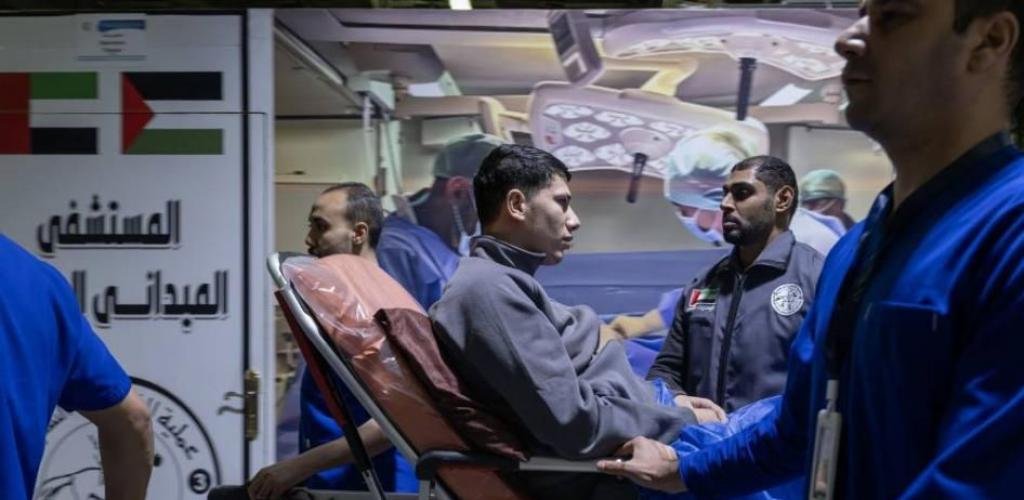 الامارات الان | المستشفى الإماراتي العائم يستقبل مرضى جدداً من غزة (فيديو) | عيون الجزيرة الامارات