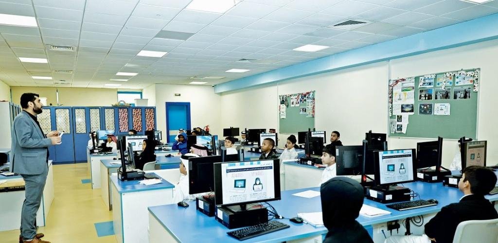 أخبار قطر | محاولة واحدة فقط لكل طالب لحل «التقييمات الإلكترونية» | عيون الجزيرة قطر