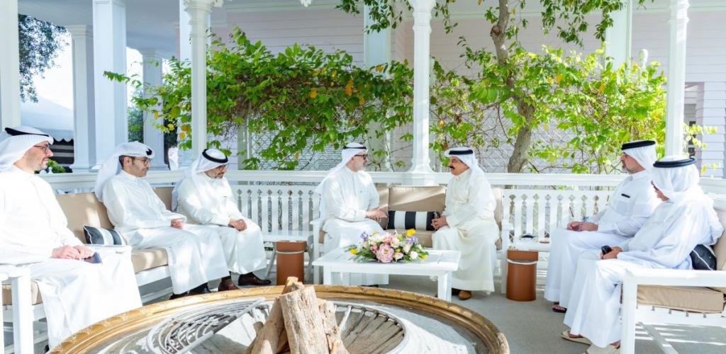 أخبار الكويت | ملك البحرين يستقبل وزير خارجية الكويت | عيون الجزيرة الكويت