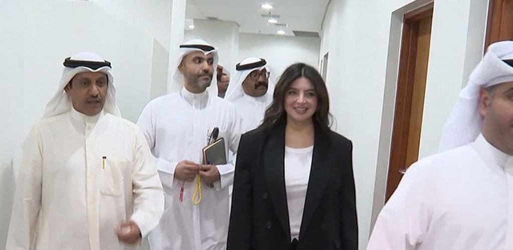 أخبار الكويت | العصفور تفقدت إدارات البلدية: تطوير بيئة العمل ورفع كفاءة الجهاز الإداري | عيون الجزيرة الكويت