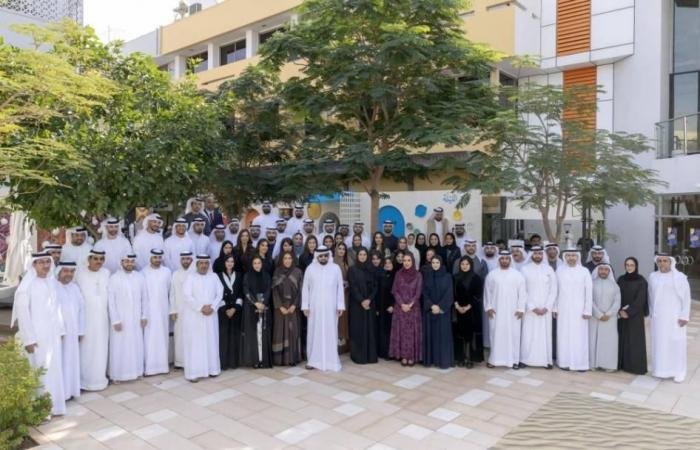 الامارات الان | أحمد بن محمد يطلق منصة «دبي+» الرقمية | عيون الجزيرة الامارات