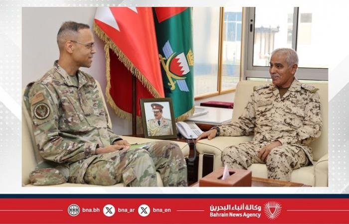 أخبار البحرين | رئيس هيئة الأركان يستقبل الملحق العسكري في سفارة الولايات المتحدة الأمريكية لدى مملكة البحرين | عيون الجزيرة
