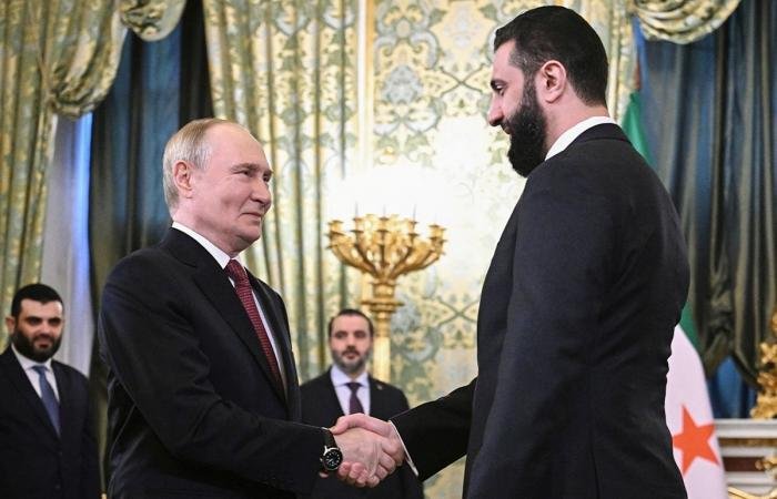 بوتين يبحث والشرع اليوم مستقبل الوجود العسكري الروسي في سورية | عيون الجزيرة