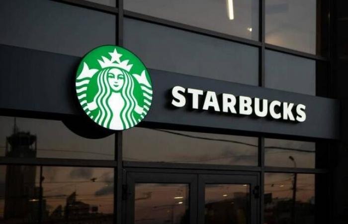 خطة "نيكول" تؤتي ثمارها.. مبيعات "ستاربكس" تقفز 4%