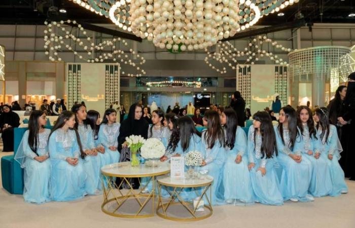 الامارات الان | شما بنت محمد تفتتح معرض ومنصة الثريا | عيون الجزيرة الامارات