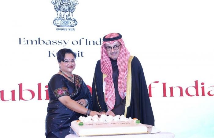 أخبار الكويت | المخيزيم: الهند شريك قديم ومهتمون بالتعاون معها | عيون الجزيرة الكويت