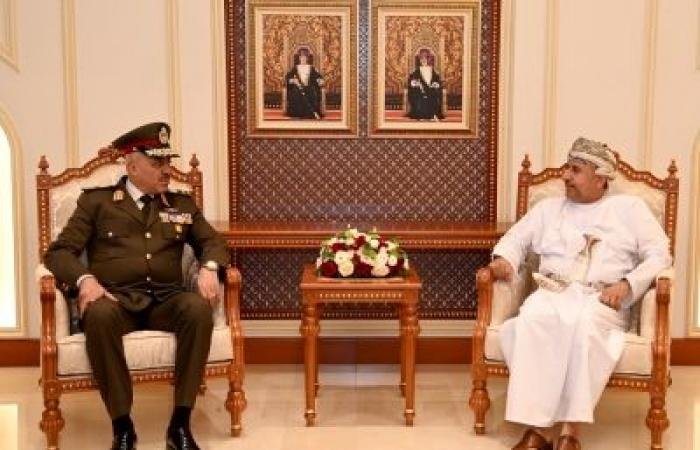 أخبار سلطنة عمان | بحث الموضوعات العسكرية بين سلطنة عُمان ومصر | عيون الجزيرة الاخبارية عمان