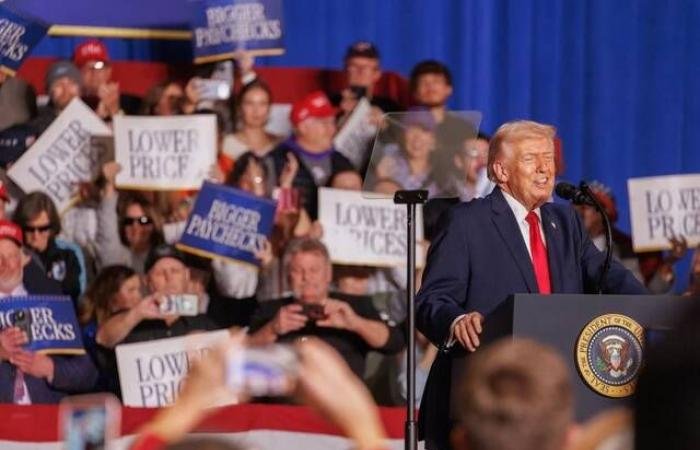 أزمة ثقة.. استطلاعات الرأي تضع طموحات ترامب في مهب الريح