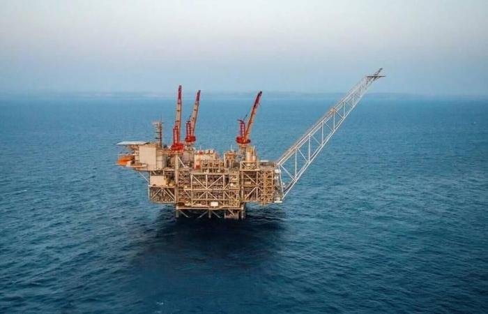 النفط يهبط وبرنت يسجل 69.‍61 دولار