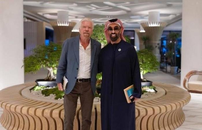 الامارات الان | طحنون بن زايد ورئيس «فيرجن» يبحثان التعاون في عدة قطاعات | عيون الجزيرة الامارات