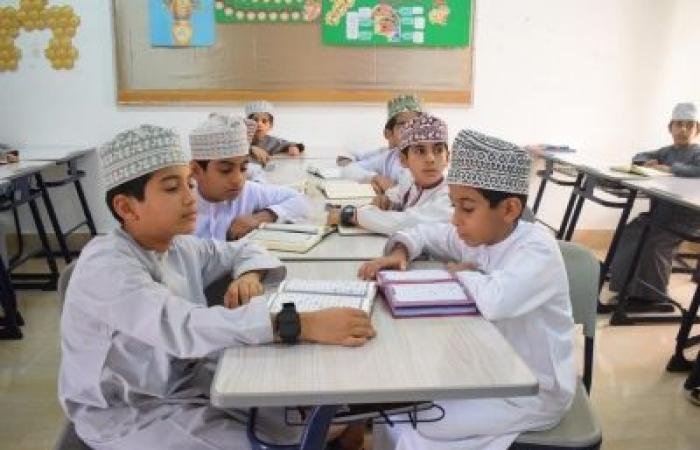 أخبار سلطنة عمان | 200 ألف مستفيد من برامج مركز التعليم والإرشاد النسوي بالظاهرة | عيون الجزيرة الاخبارية عمان