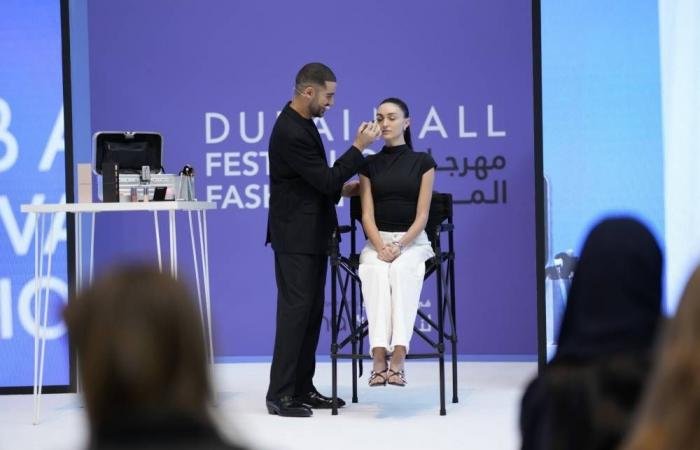 انطلاق النسخة الافتتاحية من مهرجان دبي مول للموضة بمشاركة نخبة من رواد القطاع