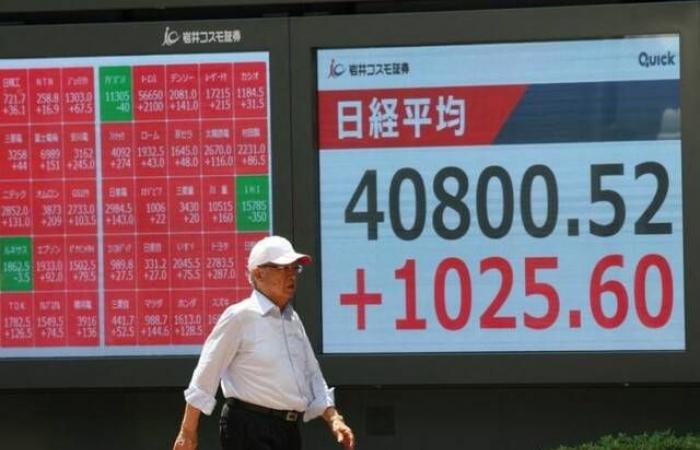 نيكي يتراجع مع بيع أسهم التكنولوجيا لجني الأرباح