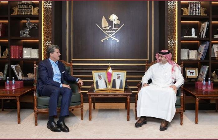 أخبار قطر | محافظ مصرف قطر المركزي يجتمع مع رئيس مجلس إدارة جنرال أتلانتيك | عيون الجزيرة قطر