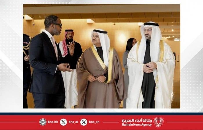 أخبار البحرين | في إطار زيارته الرسمية إلى مملكة البحرين.. رئيس وزراء بيرمودا يزور متحف البحرين الوطني | عيون الجزيرة
