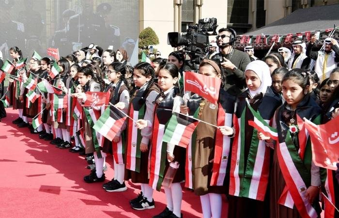 أخبار الكويت | محافظات الكويت تحتفل بمراسم رفع العلم.. محطة وطنية تجسد الولاء والإنجازات والتضحيات | عيون الجزيرة الكويت