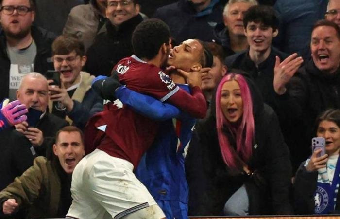 الرياضة الان | رقبة جواو بيدرو تشعل غضب توديبو وتجبره على الاعتذار لاحقاً | عيون الجزيرة الرياضي