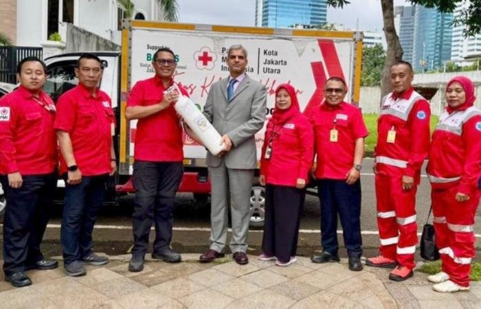 أخبار الكويت | الكويت تقدم مساعدات طبية إلى إندونيسيا | عيون الجزيرة الكويت