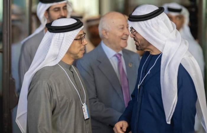 الامارات الان | منصور بن زايد: تكريم محمد القرقاوي تجسيد لاحتفاء الإمارات برجالها المخلصين | عيون الجزيرة الامارات