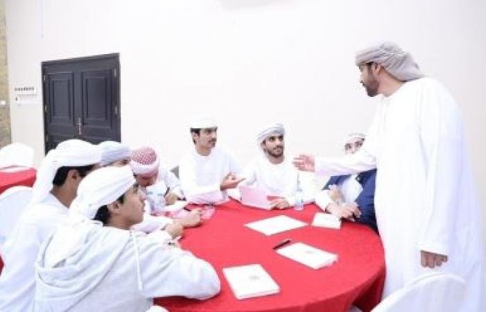 أخبار سلطنة عمان | برنامج تدريبي لتنمية مهارات الطلبة بالبريمي | عيون الجزيرة الاخبارية عمان