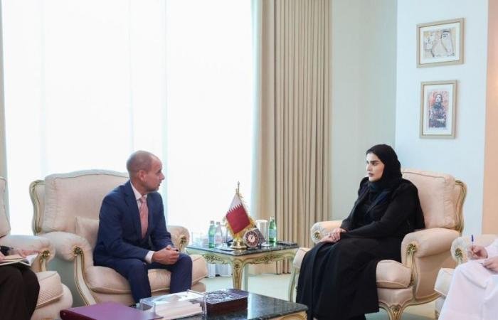 أخبار قطر | وزير الدولة للتعاون الدولي تجتمع مع المدير التنفيذي للمركز الدولي للعدالة الانتقالية | عيون الجزيرة قطر
