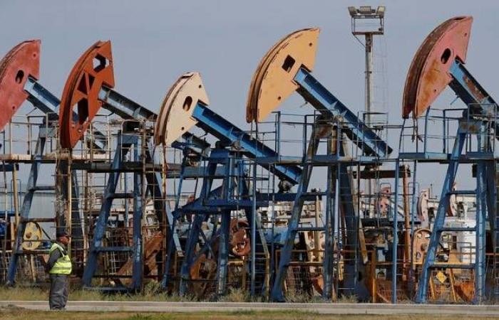 تراجع أسعار النفط مع انخفاض حدة التوترات الأمريكية الإيرانية