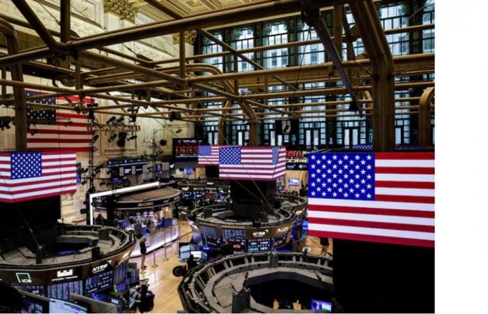 «وول ستريت» تتباين بأداء أسهم الدفاع والتكنولوجيا