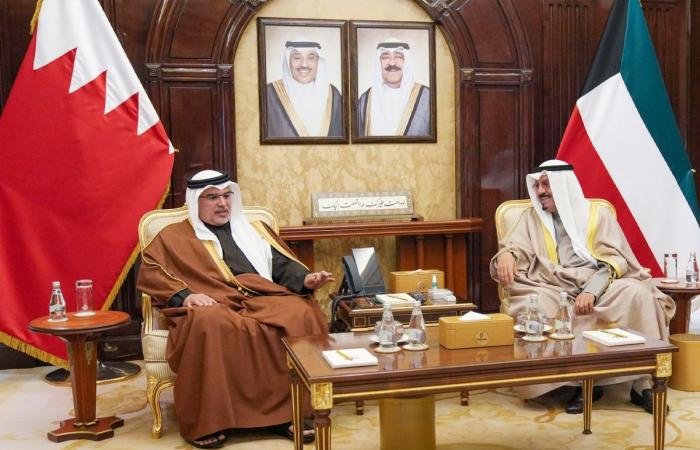 أخبار الكويت | رئيس الوزراء يستقبل ولي العهد رئيس مجلس الوزراء بمملكة البحرين: المزيد من التقدم للمملكة وشعبها | عيون الجزيرة الكويت