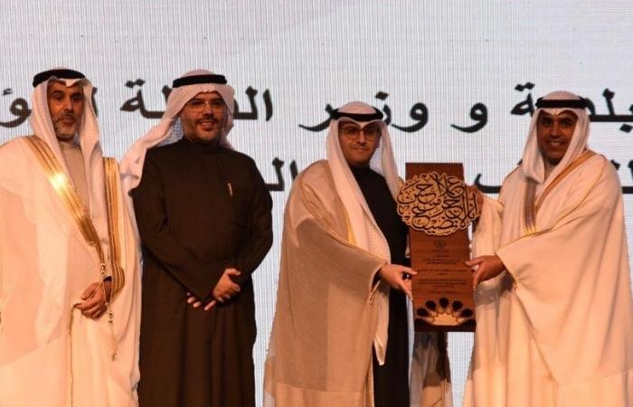 أخبار الكويت | المشاري: الكويت بتوجيهات القيادة السياسية تشهد مرحلة متقدمة من الإنجاز | عيون الجزيرة الكويت