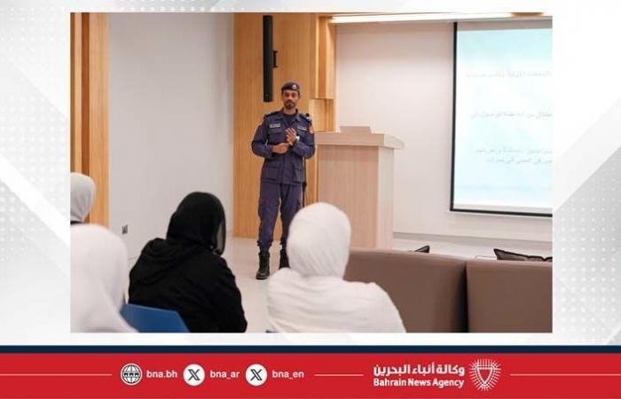 أخبار البحرين | المستشفيات الحكومية تنفذ تمرين إخلاء تجريبي في 8 مرافق صحية تابعة لها بالتعاون مع الدفاع المدني | عيون الجزيرة