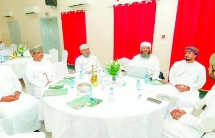 أخبار سلطنة عمان | "الرأي والمسؤولية" لقاء تربوي بمصيرة يبحث أهمية الانتظام الدراسي | عيون الجزيرة الاخبارية عمان