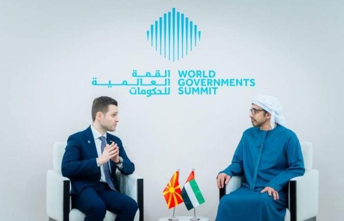 الامارات الان | عبدالله بن زايد يبحث العلاقات مع وزير خارجية شمال مقدونيا(فيديو) | عيون الجزيرة الامارات