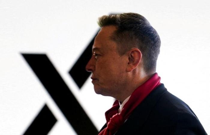 طموحات إيلون ماسك الفضائية تقترب من «الشمس العاقلة»