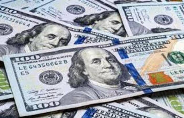 توقعات بتراجع الدولار حال خفض الفائدة والشكوك حول استقلالية الفيدرالي