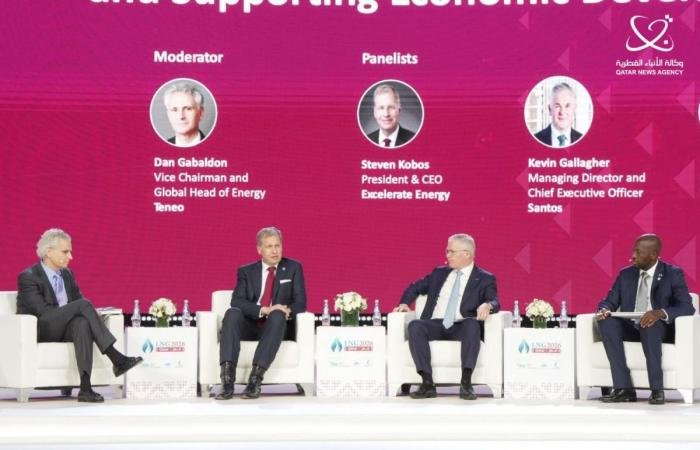 أخبار قطر | مسؤولو شركات طاقة يعتبرون أن الغاز المسال ركيزة أساسية للتنمية الاقتصادية والاجتماعية | عيون الجزيرة قطر