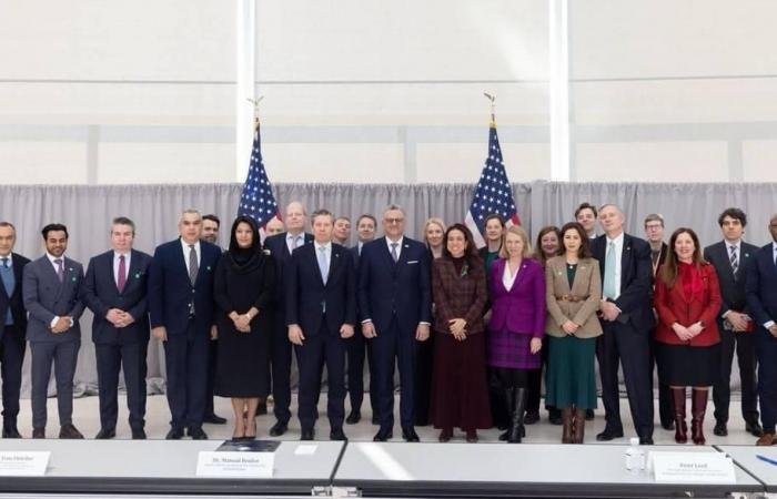 الامارات الان | الإمارات تتعهد بتقديم 500 مليون دولار لصندوق السودان الإنساني | عيون الجزيرة الامارات