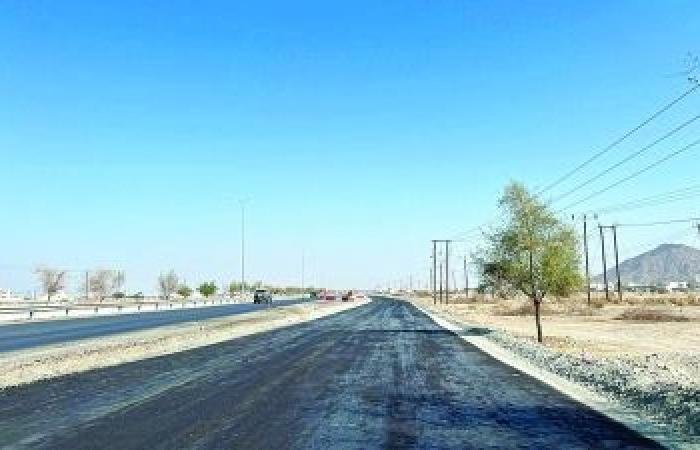 أخبار سلطنة عمان | إعادة تأهيل الطريق القائم من الحزم إلى الوشيل بولاية الرستاق | عيون الجزيرة الاخبارية عمان