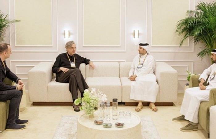 أخبار قطر | مدير مكتب الاتصال الحكومي يجتمع مع رئيس الوفد الصربي المشارك بقمة الويب قطر 2026 | عيون الجزيرة قطر