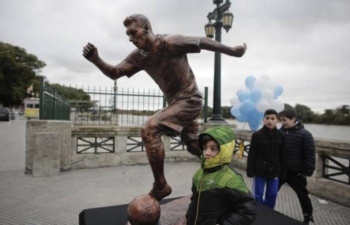 الرياضة الان | نيويل أولد بويز يخطط لضم ميسي | عيون الجزيرة الرياضي