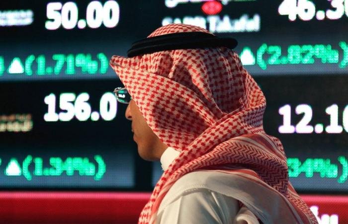 سوق الأسهم السعودية يواصل الارتفاع ويحقق مكاسب بـ 12 نقطة