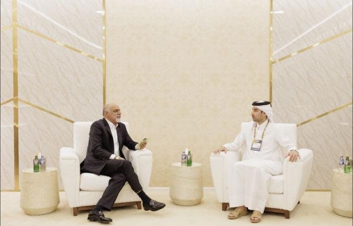 أخبار قطر | مدير مكتب الاتصال الحكومي يلتقي قيادات عالمية رفيعة المستوى خلال قمة الويب قطر 2026 | عيون الجزيرة قطر