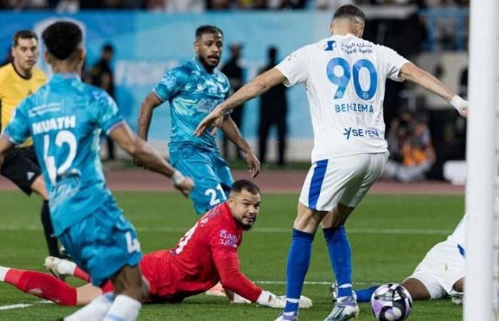 الرياضة الان | كريم بنزيمة يدشن مشواره مع الهلال بـ«هاتريك» | عيون الجزيرة الرياضي